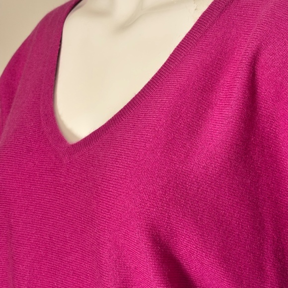 Marks & Spencer 100% Cashmere V-Neck Sweater - Picture 2 of 7